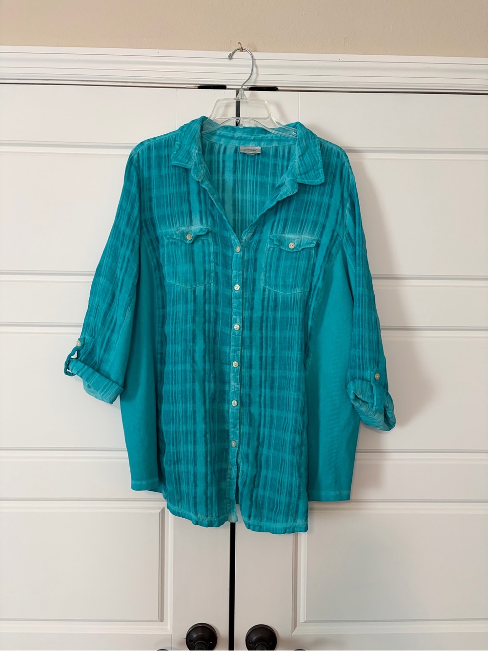 Avenue Relaxed Turquoise Button-Front Women's Shirt